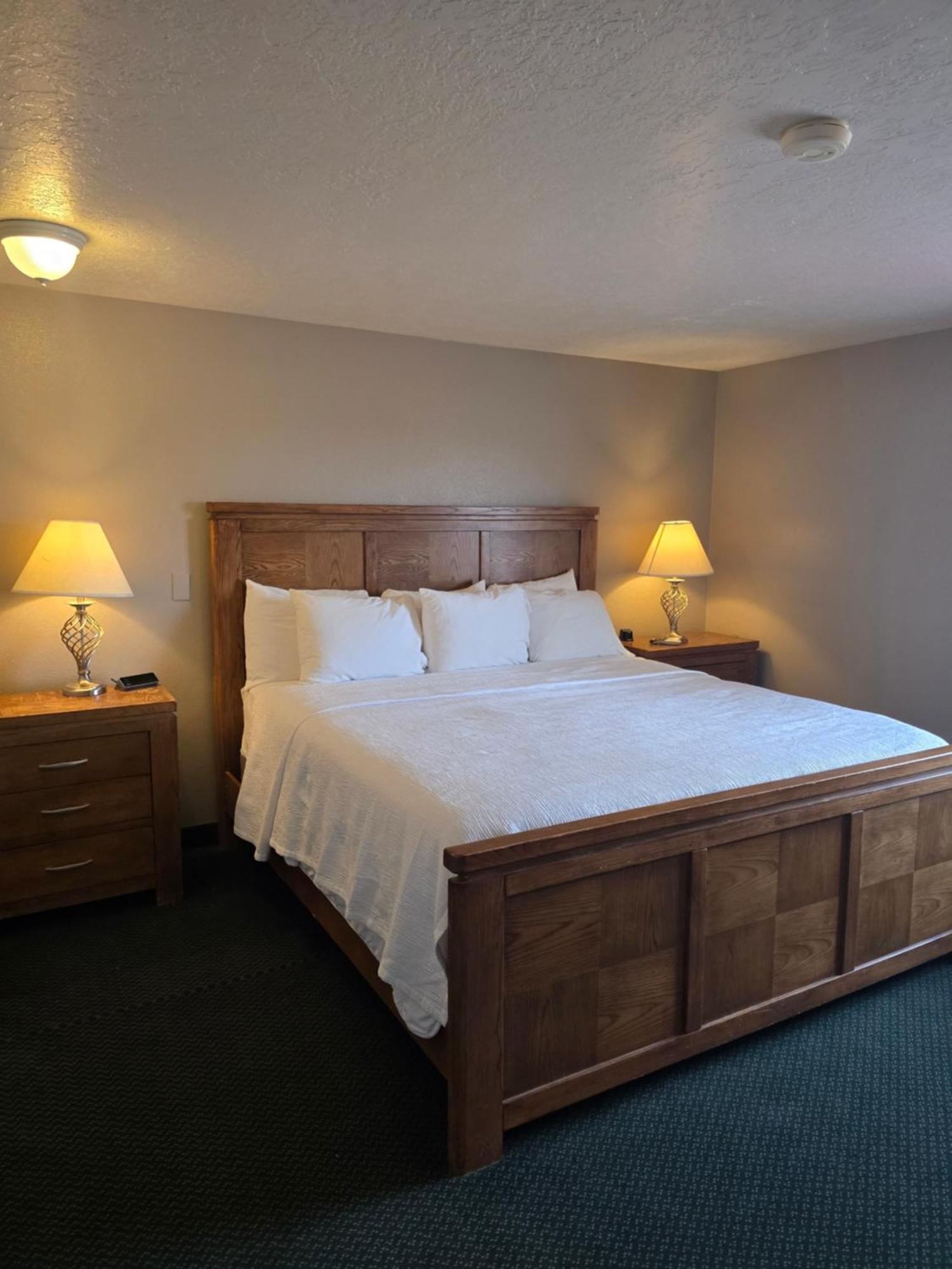Red Ledges Hotel