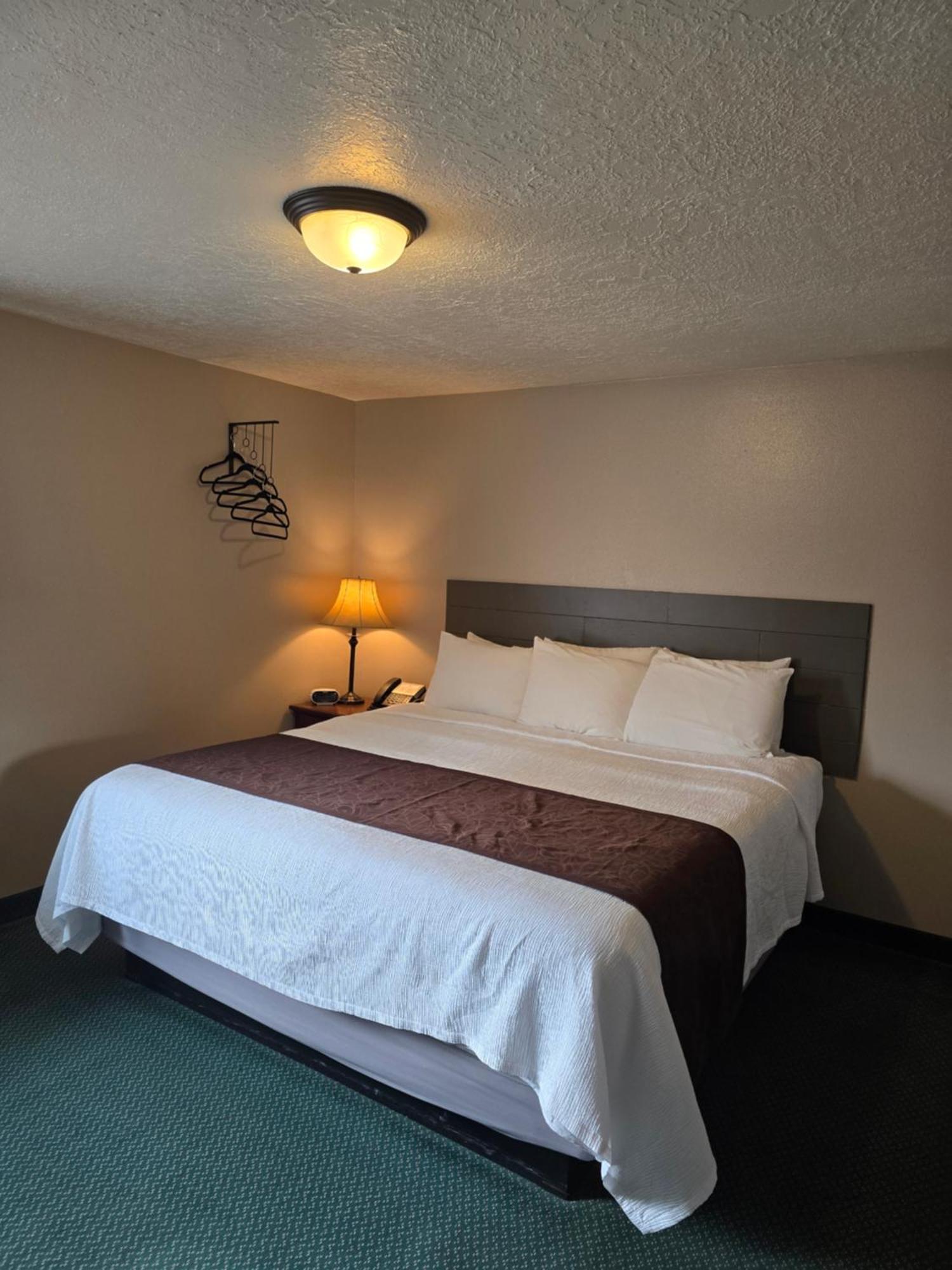 Red Ledges Hotel